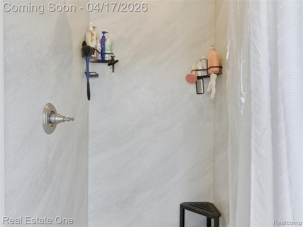 2385 S Sashabaw Road, Ortonville, MI 48462 — Photo 32