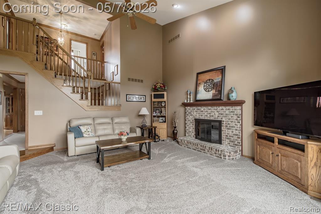 16497 Evelyn Drive, Macomb, MI 48042 — Photo 11