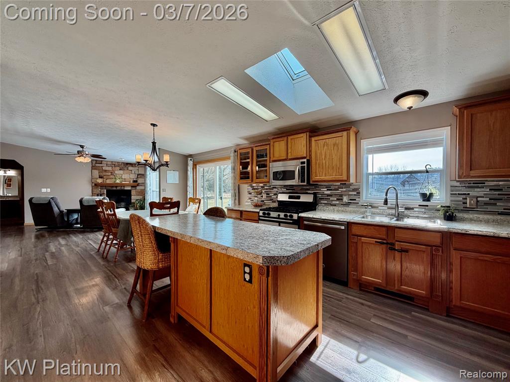 6801 Lapeer Road, Kimball, MI — Photo 6