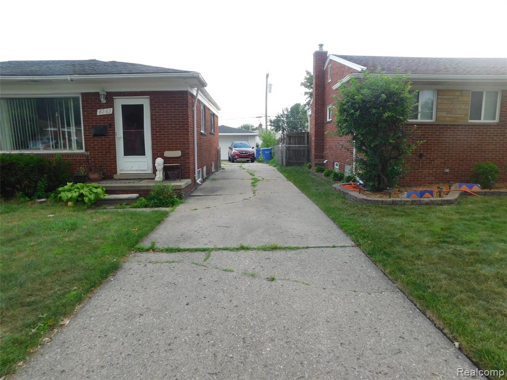 8263 Linda Street, Warren, MI 48093 — Photo 2