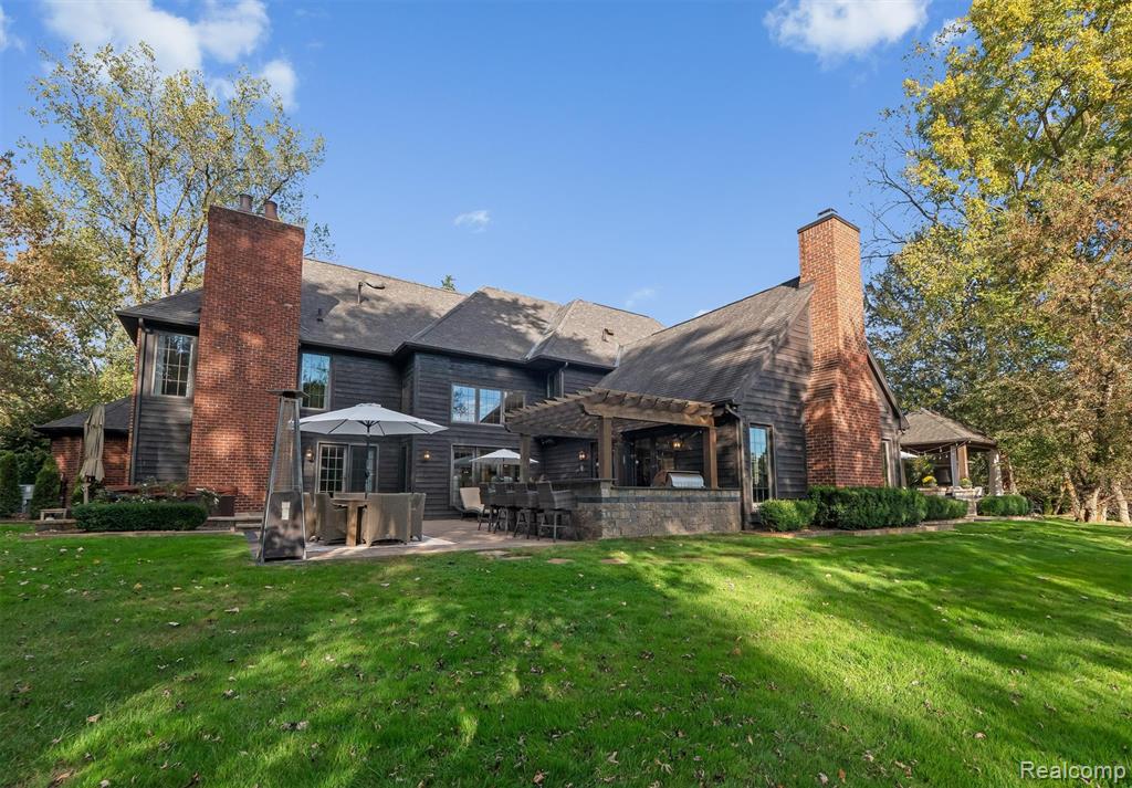 25325 Devon Lane, Franklin, MI 48025 — Photo 36