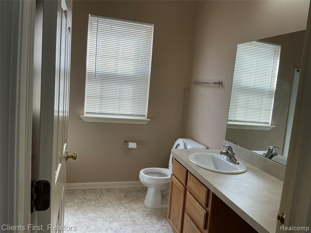48161 NOTTINGHILL Lane, Canton, MI 48188 — Photo 38