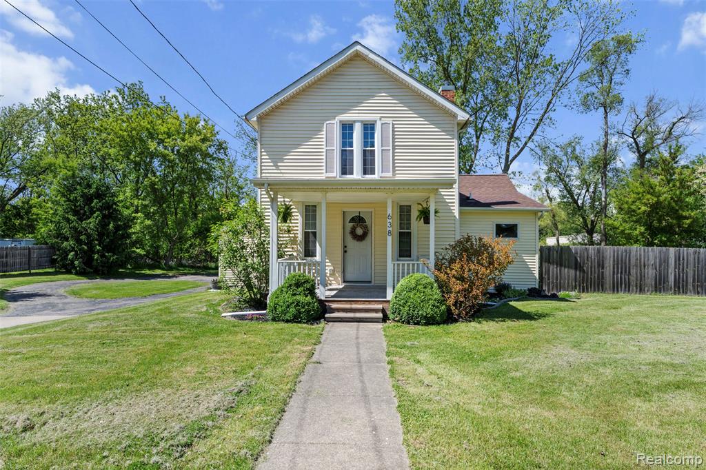 638 E Michigan Avenue, Grass Lake, MI 49240 — Photo 2