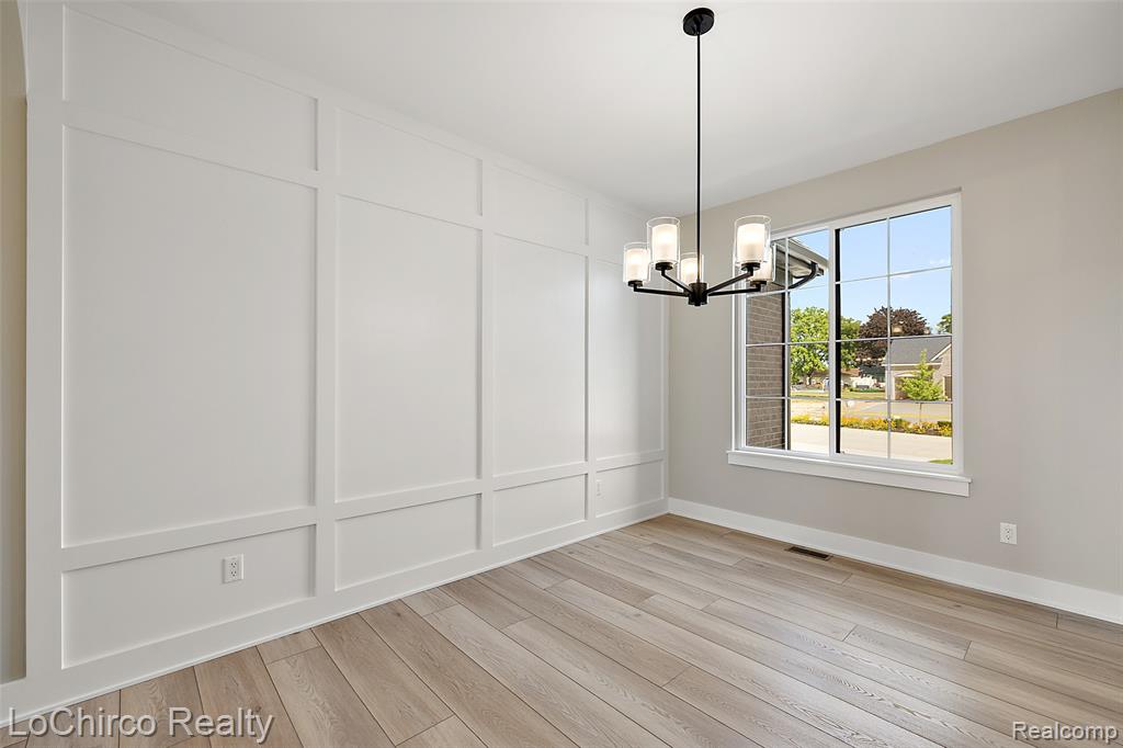 49001 Wingfield Drive, Macomb, MI 48044 — Photo 11