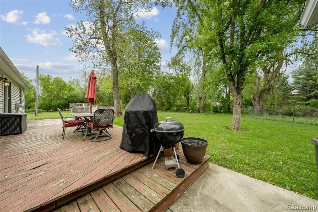 4438 PINEGROVE Drive, Dryden, MI 48428 — Photo 41