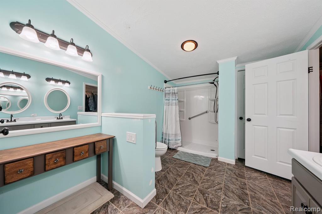 4056 Day Street, Burton, MI 48519 — Photo 18