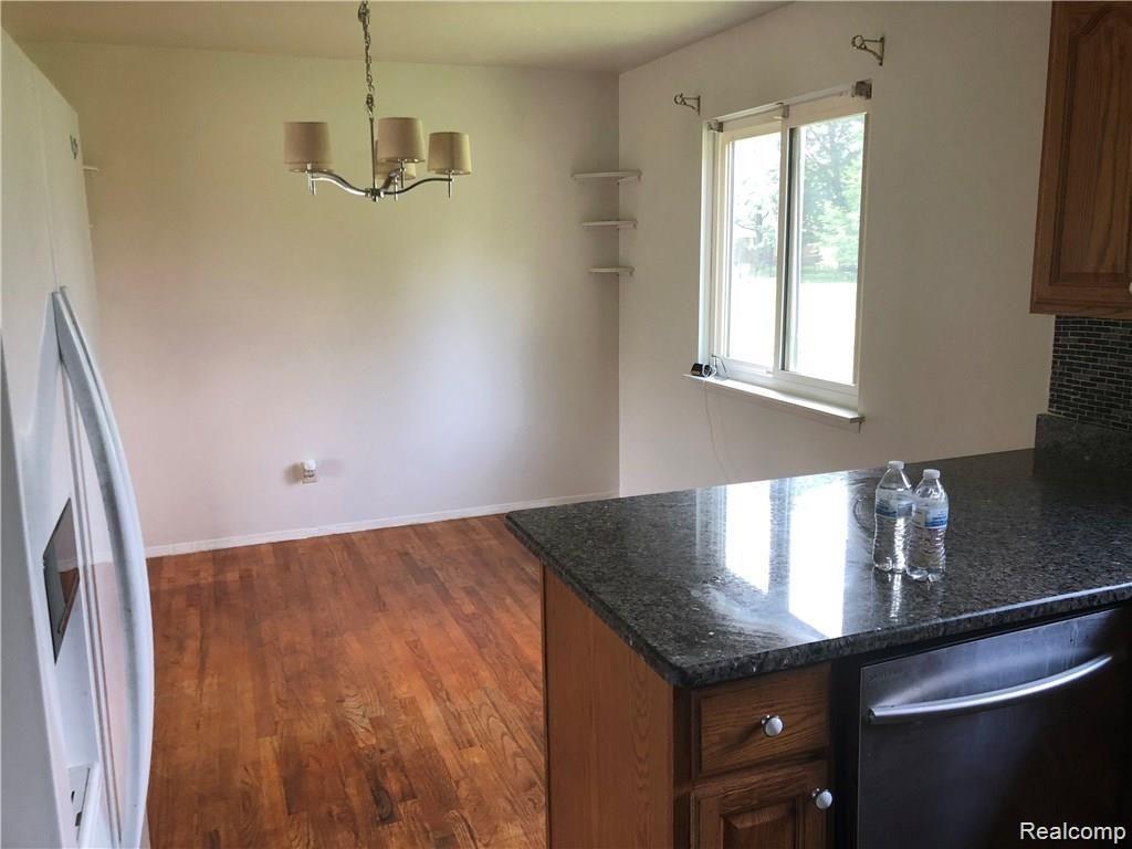 43967 Fredericksburg Street, Canton, MI 48188 — Photo 5