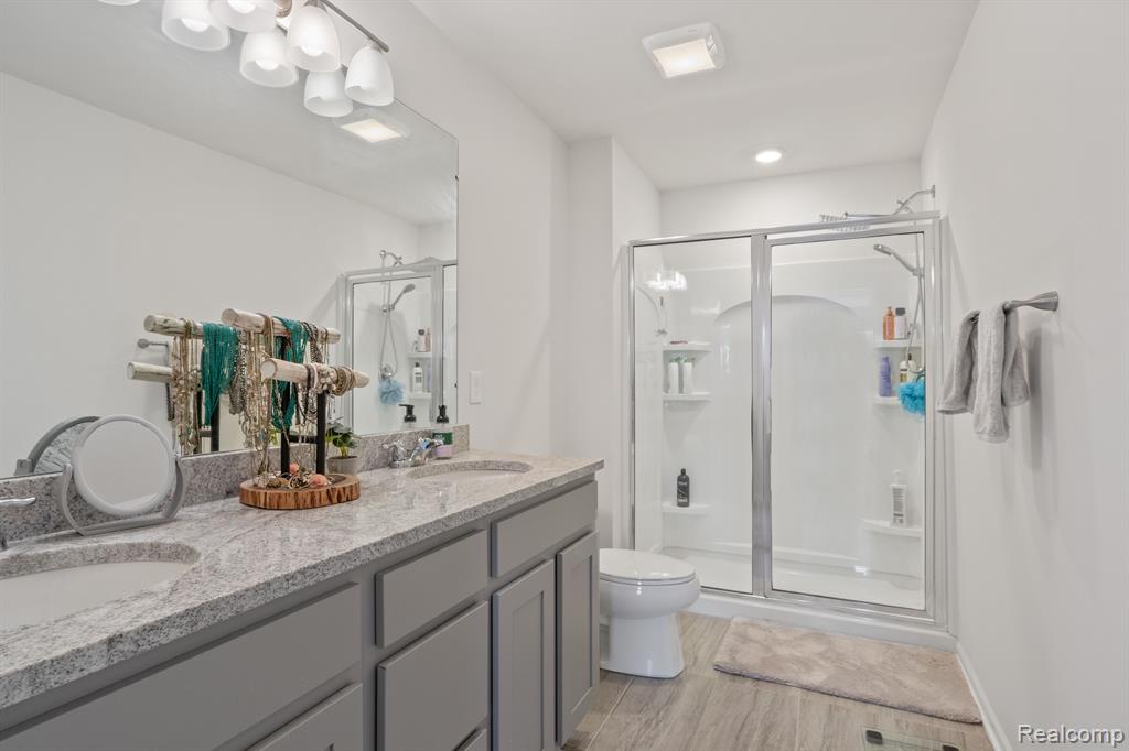 49549 CHERRY HILL Road, Canton, MI 48188 — Photo 18