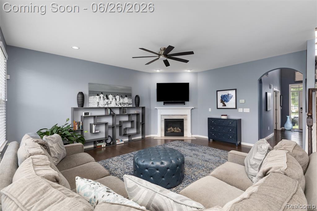50302 Maywood, Canton, MI 48188 — Photo 11