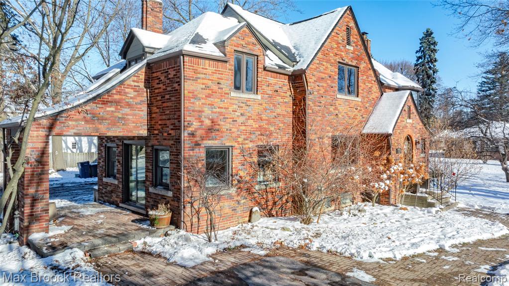 75 Hillsdale Road, Bloomfield Hills, MI 48302 — Photo 56