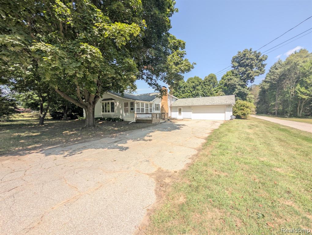 6240 W Wilson Road, Clio, MI 48420