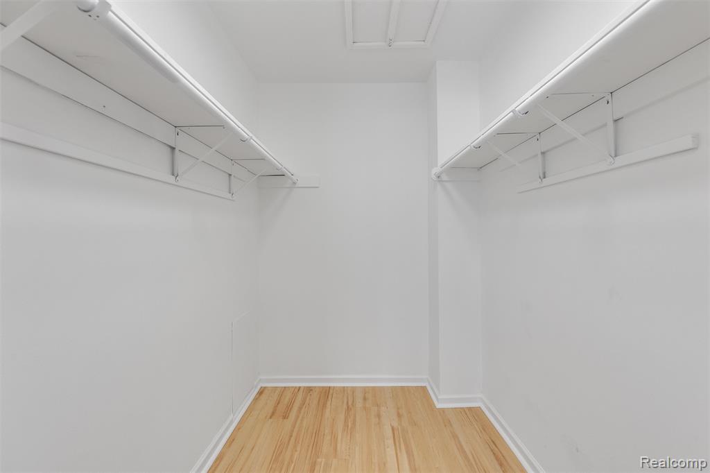 40526 Newport Drive, Plymouth, MI 48170 — Photo 18