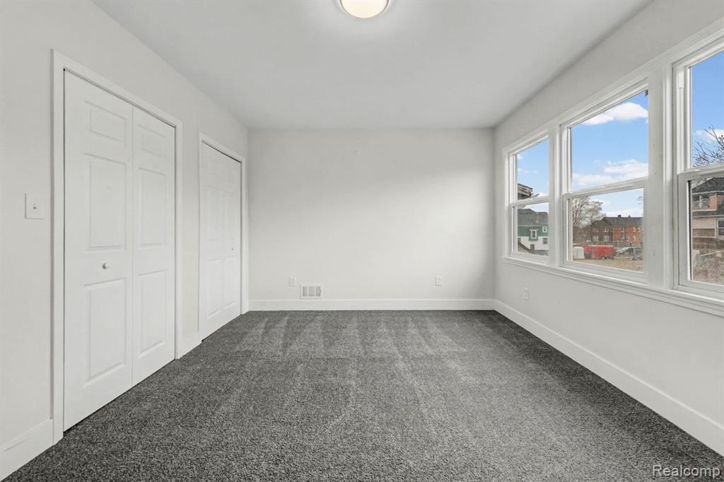 213 Avalon Street, Highland Park, MI 48203 — Photo 15