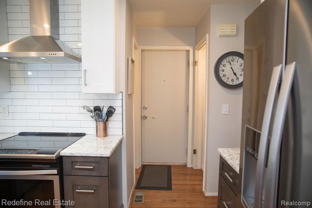 41565 Bedford Drive, Canton, MI 48187 — Photo 15