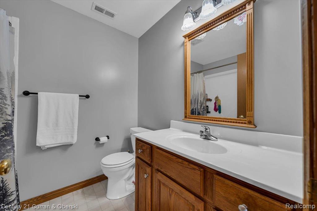 485 COUNTRY Drive, Monroe, MI 48162 — Photo 17