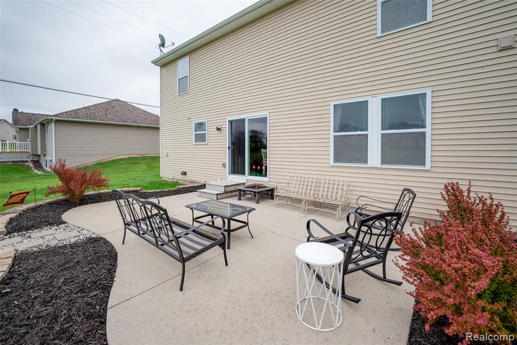 3411 Amber Oaks Drive, Howell, MI 48855 — Photo 30