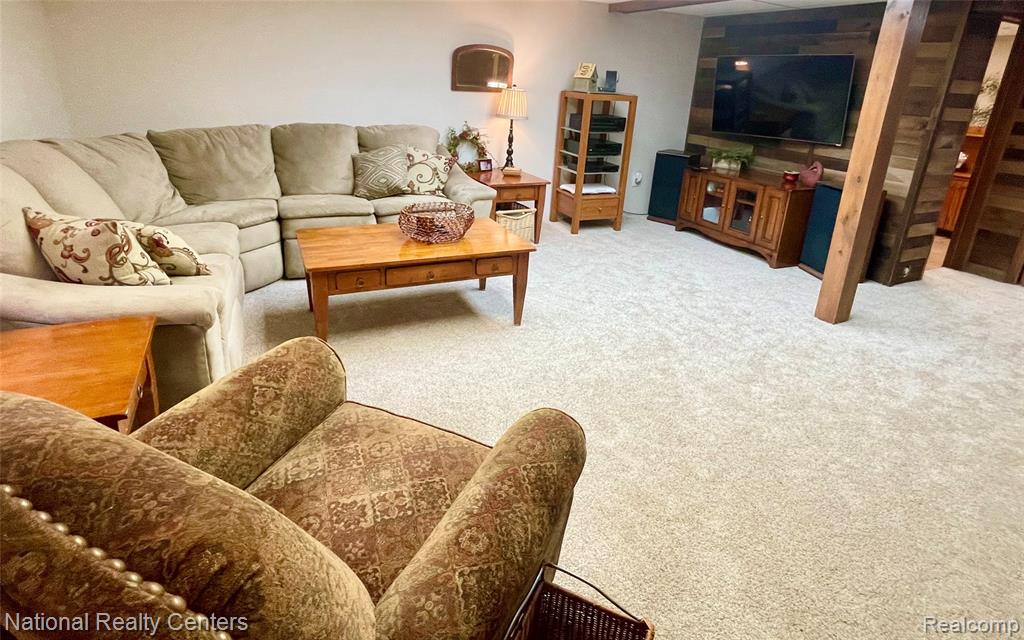 48104 COLONY FARM CIR, Plymouth, MI 48170 — Photo 72