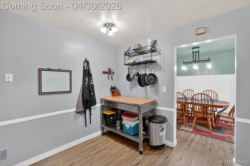 2141 E Hill Road, Grand Blanc, MI 48439 — Photo 7