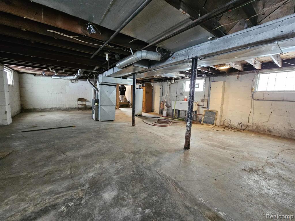14841 Maddelein Street, Detroit, MI 48205 — Photo 23
