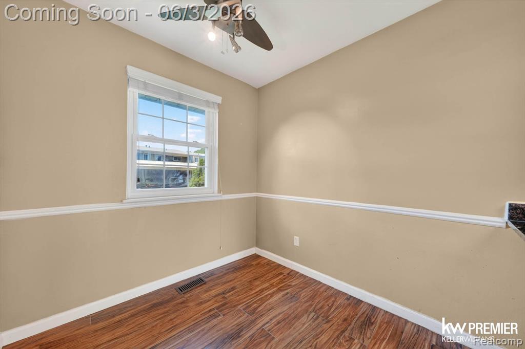 955 Kirts Boulevard, Troy, MI 48084 — Photo 5
