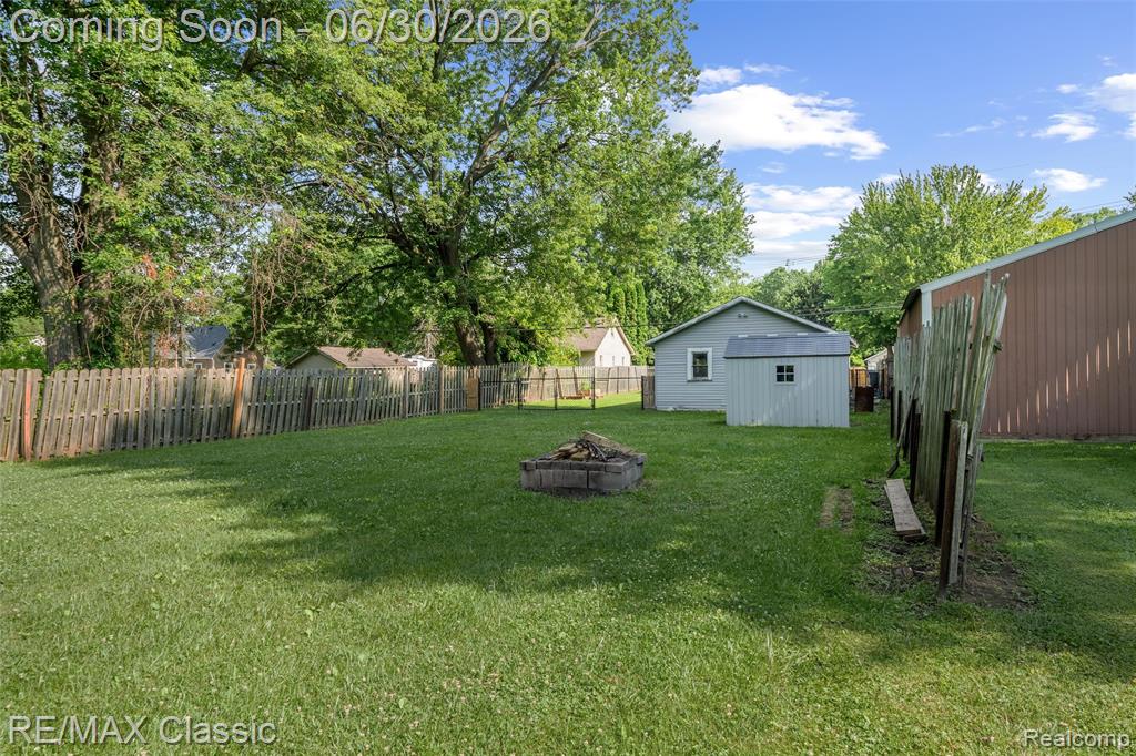 401 Center Street, Carleton, MI 48117 — Photo 47