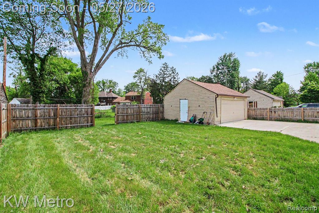 18844 Bretton Drive, Detroit, MI 48223 — Photo 28