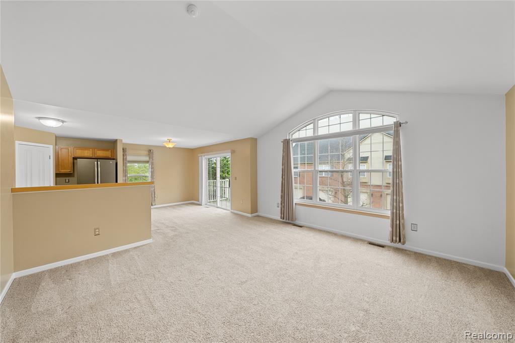 47408 PEMBROKE Drive, Canton, MI 48188 — Photo 10