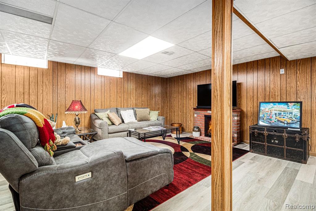 4475 Lincoln Boulevard, Dearborn Heights, MI 48125 — Photo 18