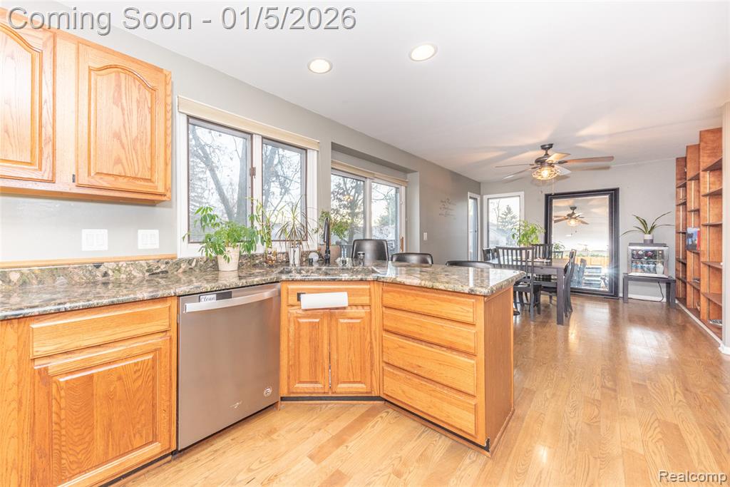 2526 Marchar Drive, Wolverine Lake, MI 48390 — Photo 34