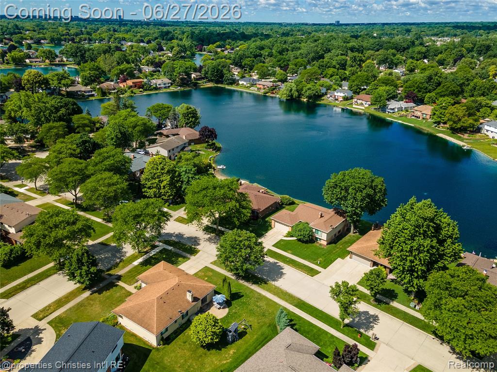 6805 Emerald Shores Drive, Troy, MI 48085 — Photo 50