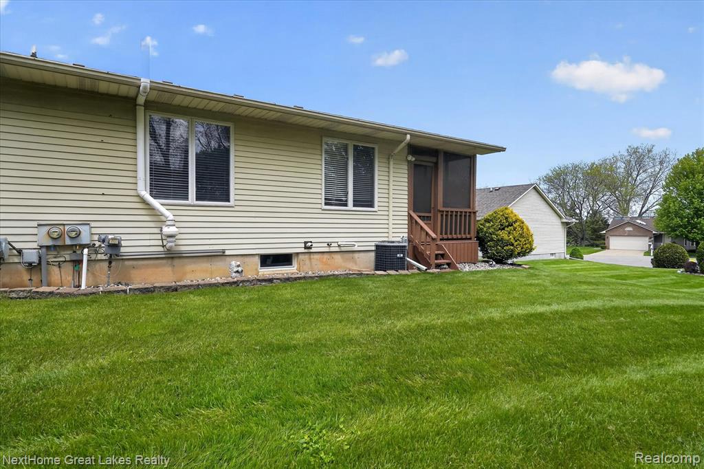 7475 Country Meadow Drive, Swartz Creek, MI 48473 — Photo 36