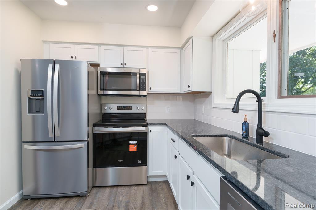 6201 Lerner Way, Lansing, MI 48911 — Photo 7