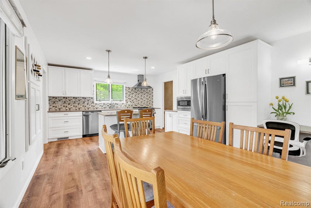 836 BOUTELL Drive, Grand Blanc, MI 48439 — Photo 18
