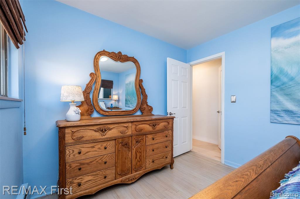 905 W Parker Avenue, Madison Heights, MI 48071 — Photo 38