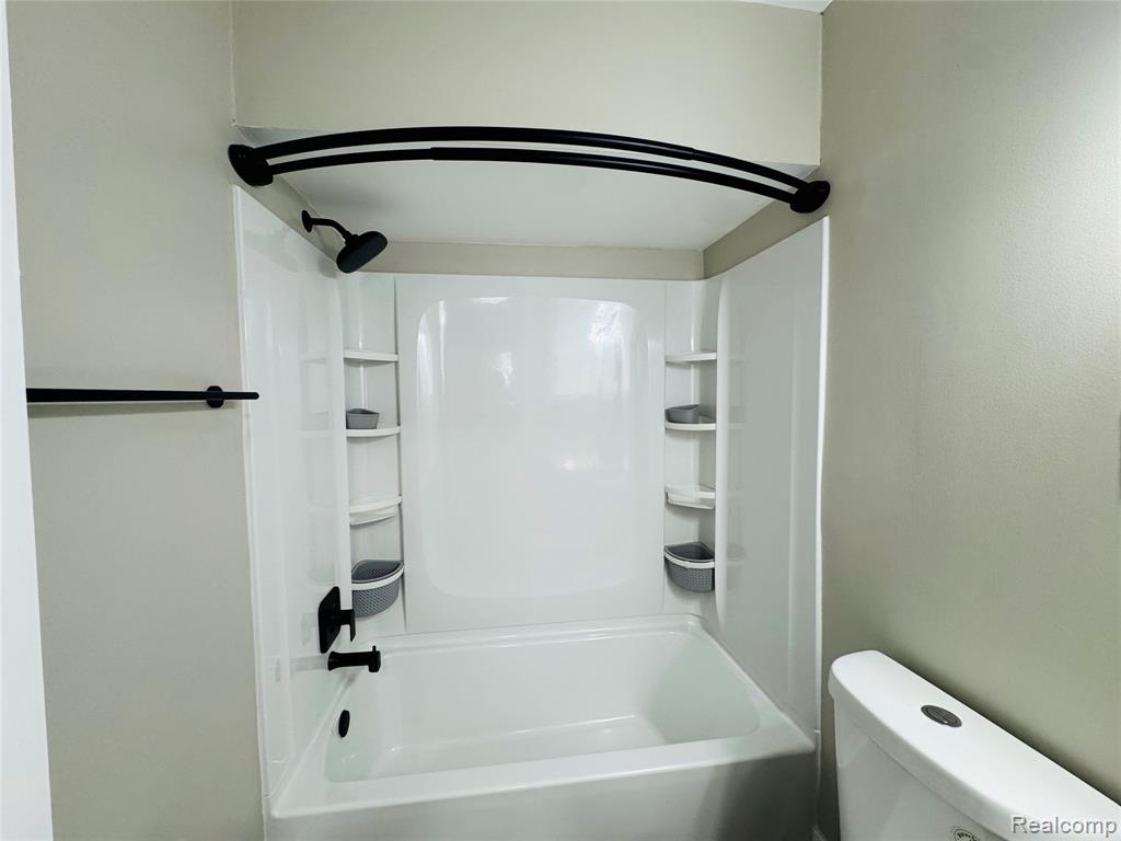 4711 Rosewold Avenue, Royal Oak, MI 48073 — Photo 16