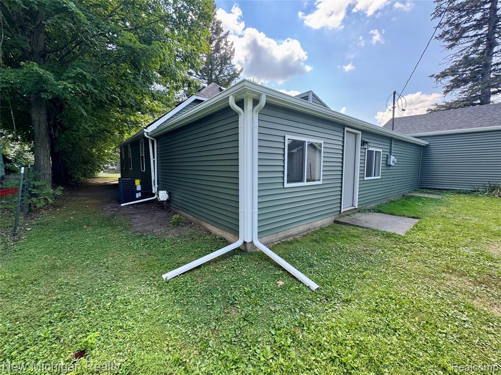 7562 Church Street, Swartz Creek, MI 48473 — Photo 30