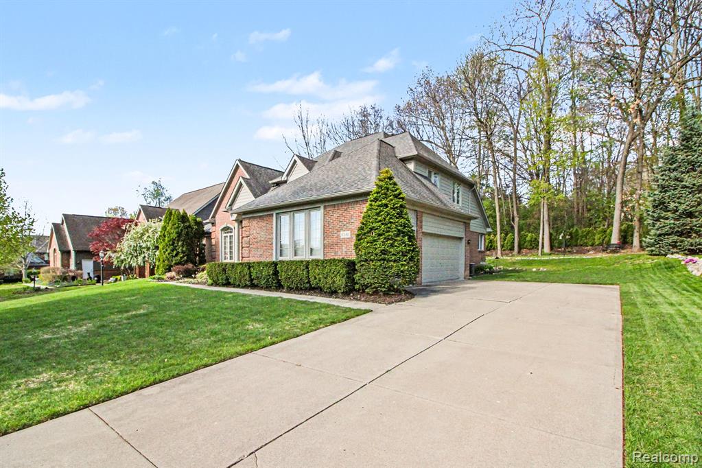 6501 Southampton Drive, Clarkston, MI — Photo 42