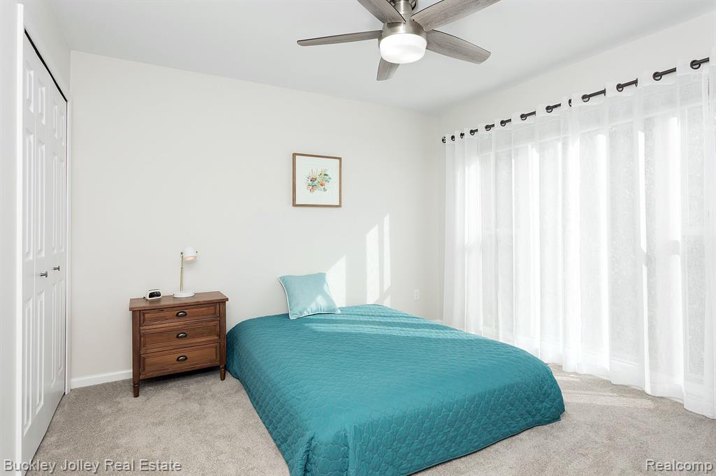 2038 CUMBERLAND Drive, Brighton, MI 48114 — Photo 19