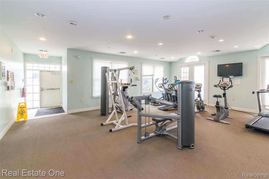 245 Brookwood Drive, 16, South Lyon, MI 48178 — Photo 15