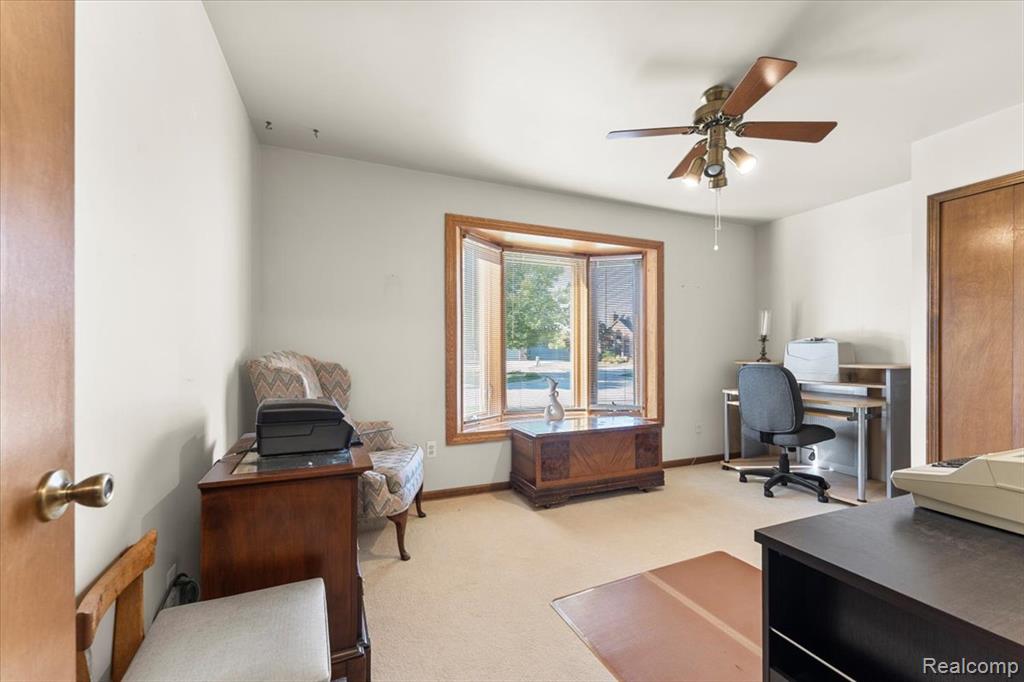 912 River Court, Wyandotte, MI 48192 — Photo 19