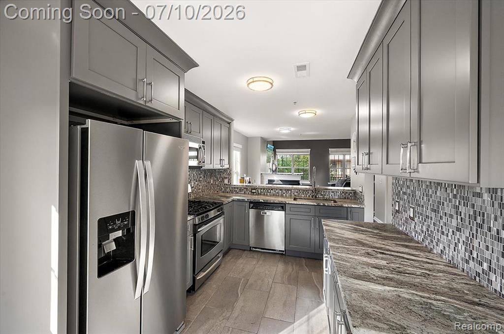 456 Boardwalk Drive, Walled Lake, MI 48390 — Photo 15