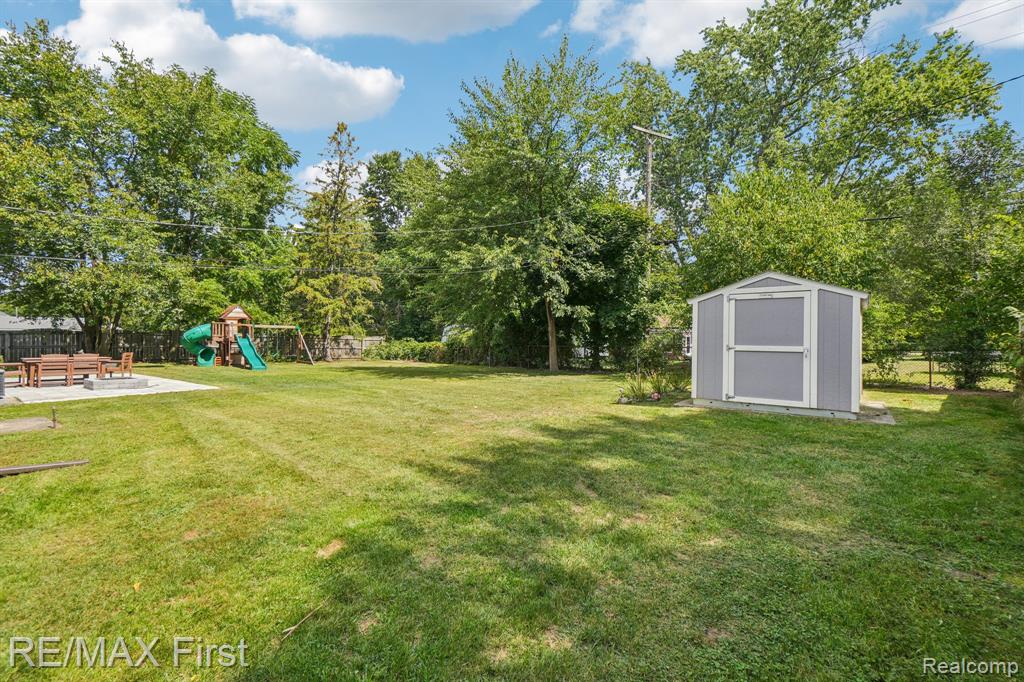 6024 Overlook, Clarkston, MI — Photo 38