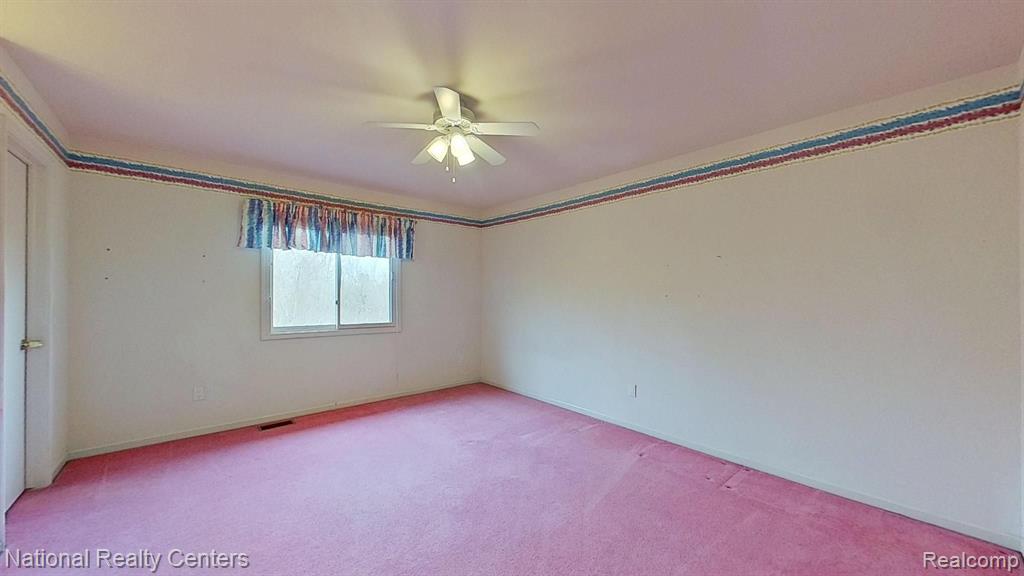 4392 STONEVIEW Drive, West Bloomfield, MI — Photo 44