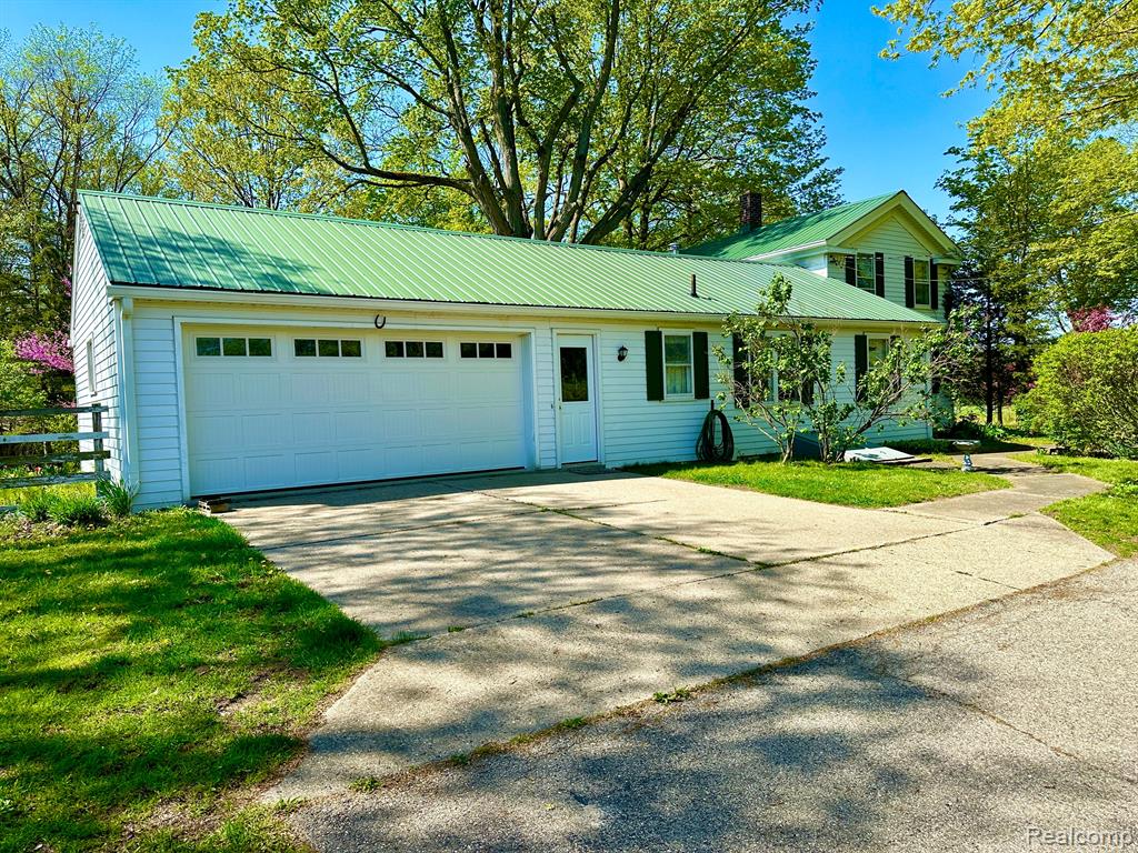 648 N JACKSON Street, Clinton, MI 49236 — Photo 4