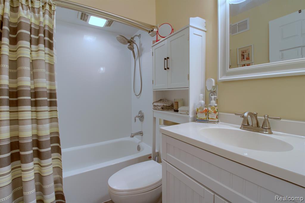 9078 BROOKLINE Avenue, Plymouth, MI 48170 — Photo 14
