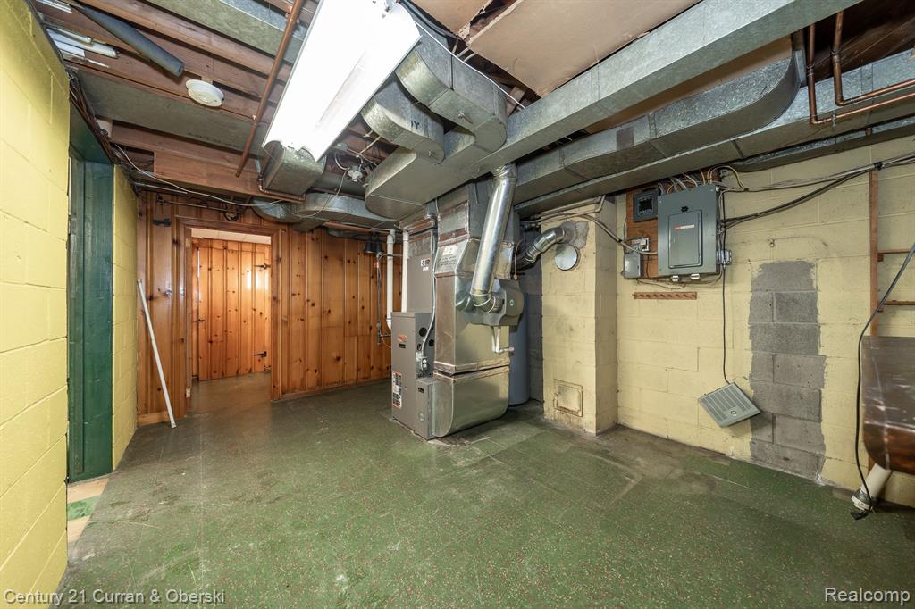 806 CAMBRIDGE Street, Ypsilanti, MI 48197 — Photo 18