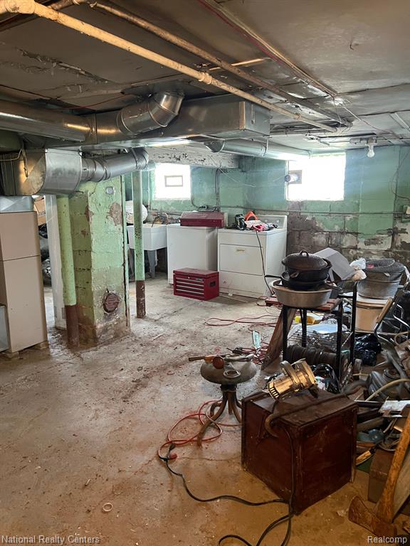 5181 HOLCOMB Street, Detroit, MI 48213 — Photo 17