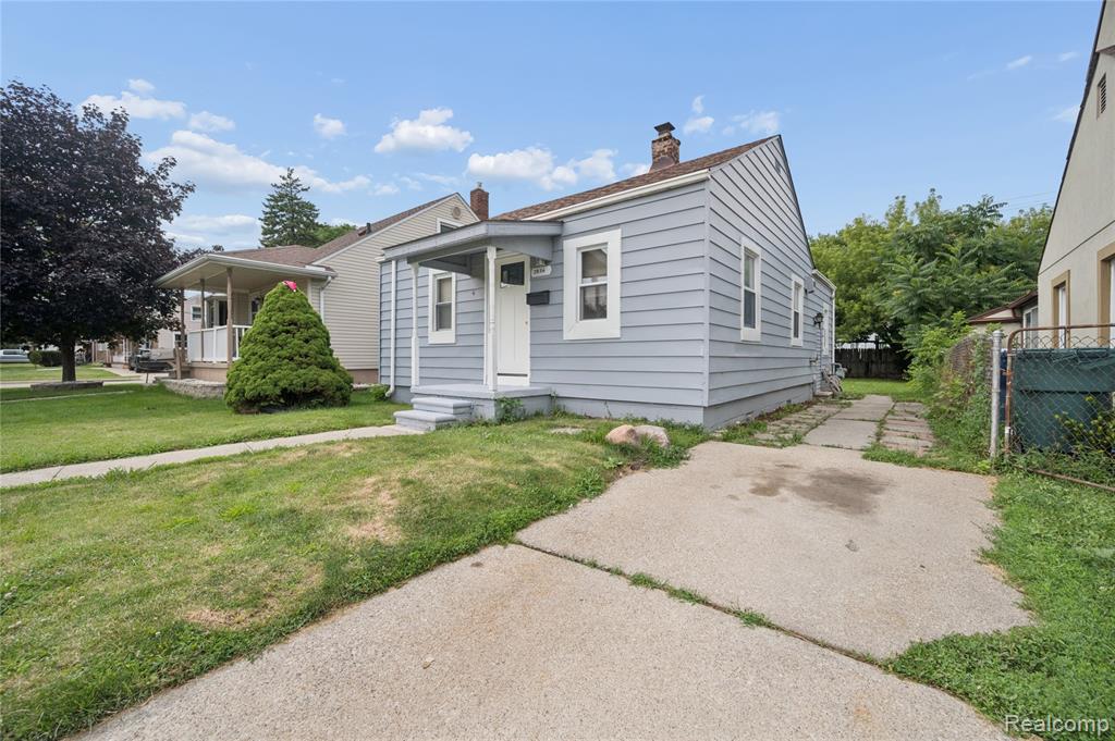 Photo 3