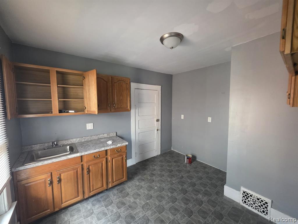 47 Pilgrim Street, Highland Park, MI 48203 — Photo 18