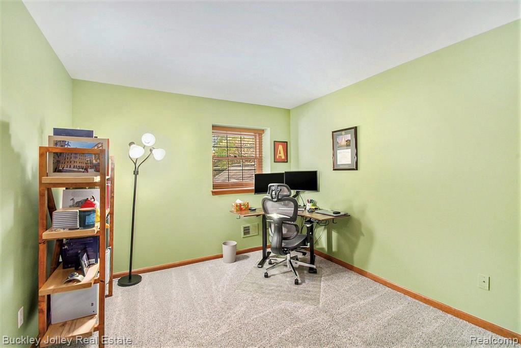 928 WOODRIDGE HILLS Drive, 83, Brighton, MI 48116 — Photo 13
